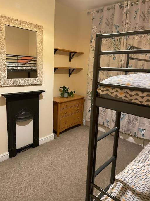 Gloucester Rd 2 Mins Away - Fab, New, Trendy House Bristol Eksteriør bilde